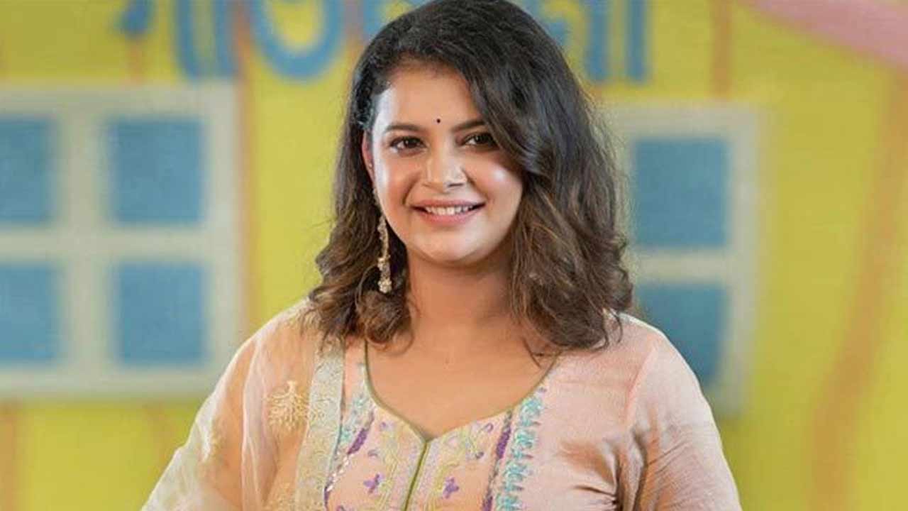 বিয়ে করলেন শবনম ফারিয়া